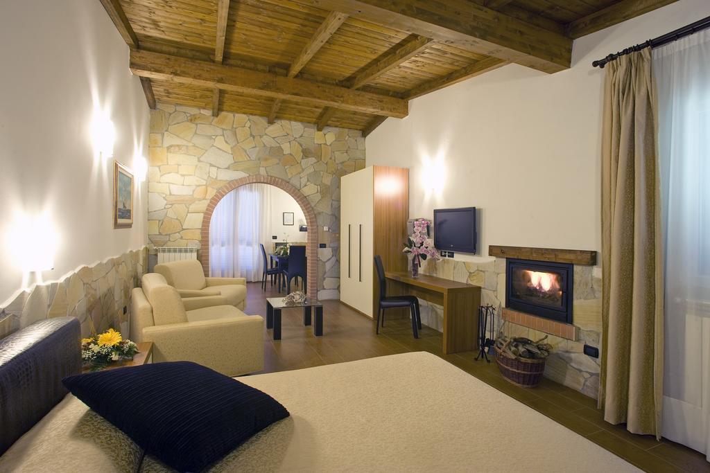 Fattoria Maremmana Aparthotel Marina di Grosseto Exterior photo
