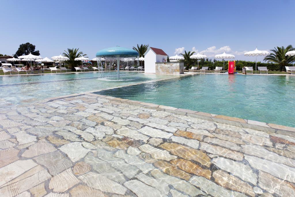 Fattoria Maremmana Aparthotel Marina di Grosseto Exterior photo