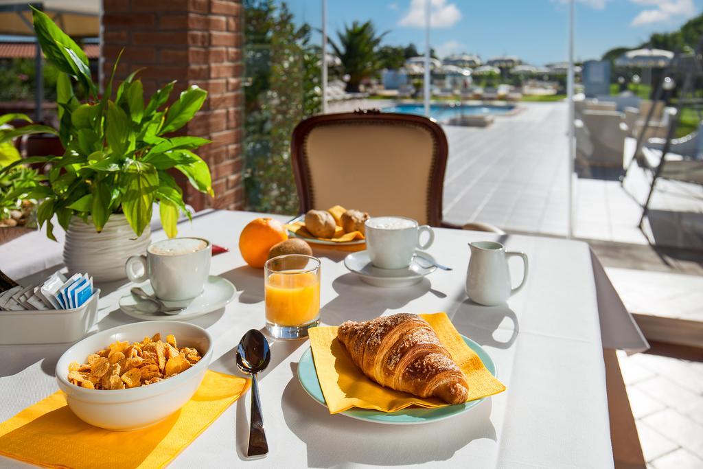 Fattoria Maremmana Aparthotel Marina di Grosseto Exterior photo