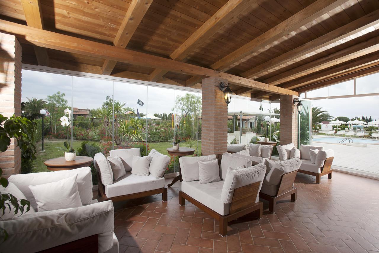 Fattoria Maremmana Aparthotel Marina di Grosseto Exterior photo
