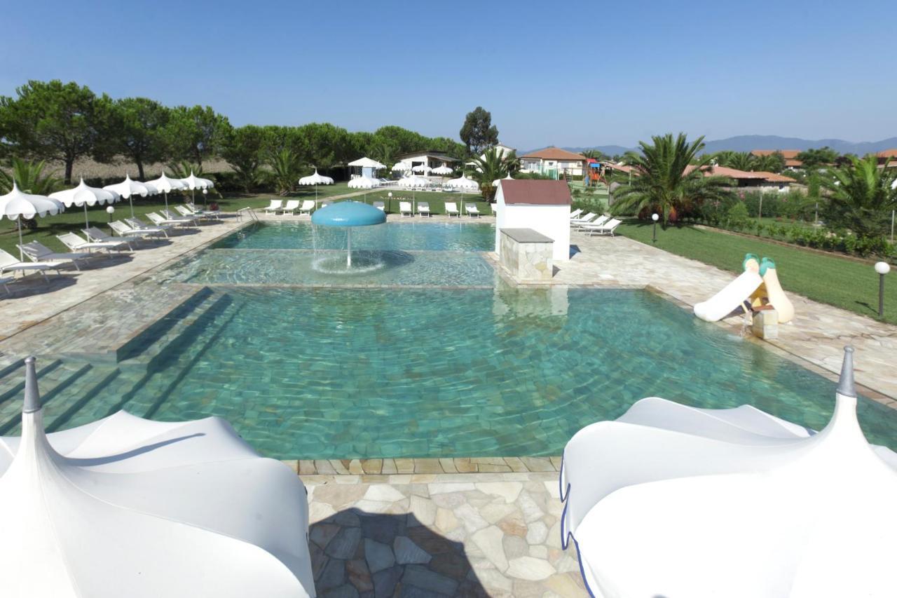 Fattoria Maremmana Aparthotel Marina di Grosseto Exterior photo